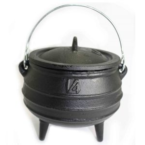 Medium Cast Iron Cauldron: Potjie