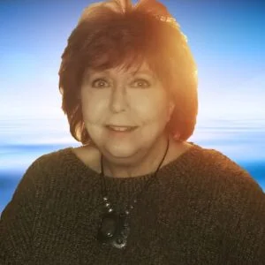 Sheila Makins, Psychic Tarot Reader & Reiki Master at The Zen Shop